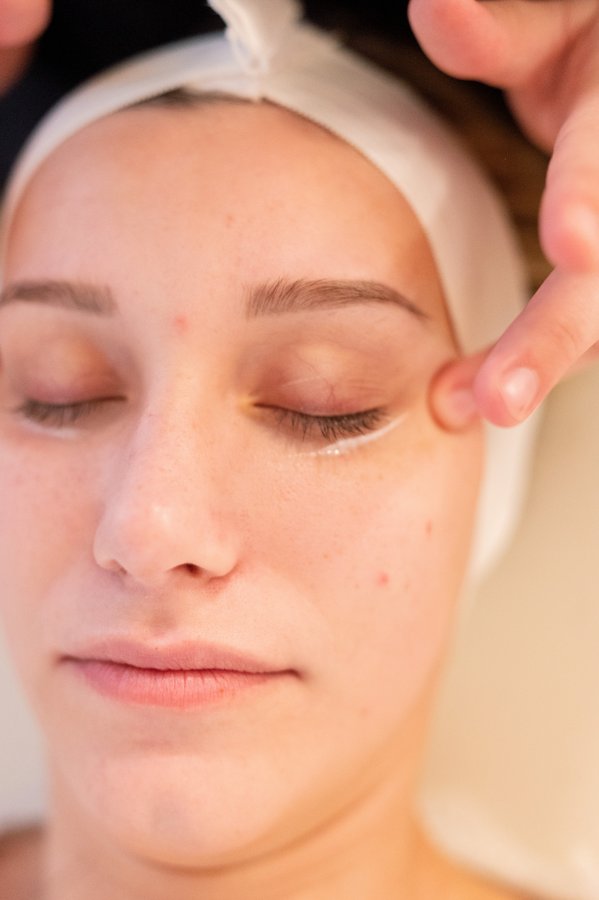 Mia June Facial Bar services